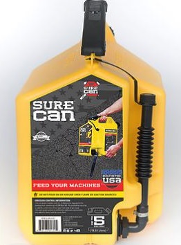 黄色5加仑油罐的前视图