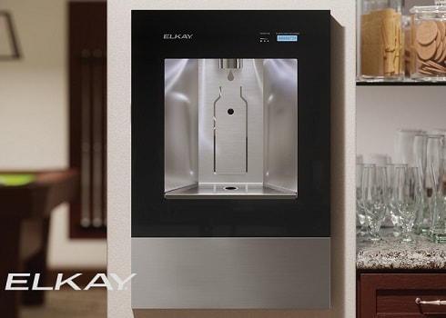 elkay ezh2o liv瓶填料的壁挂式安装示例